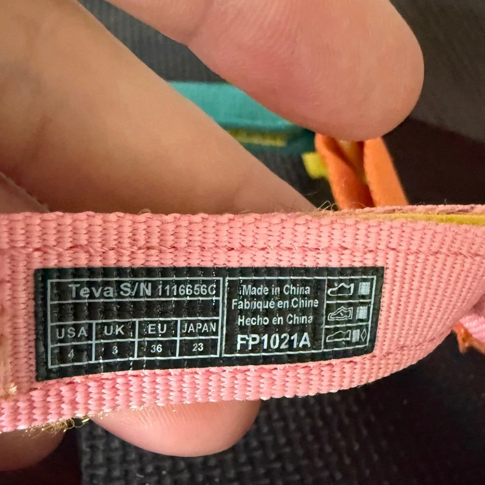Teva Kids Original Universal Sport Sandals Multicolor Big Kids Size 4 NWOT